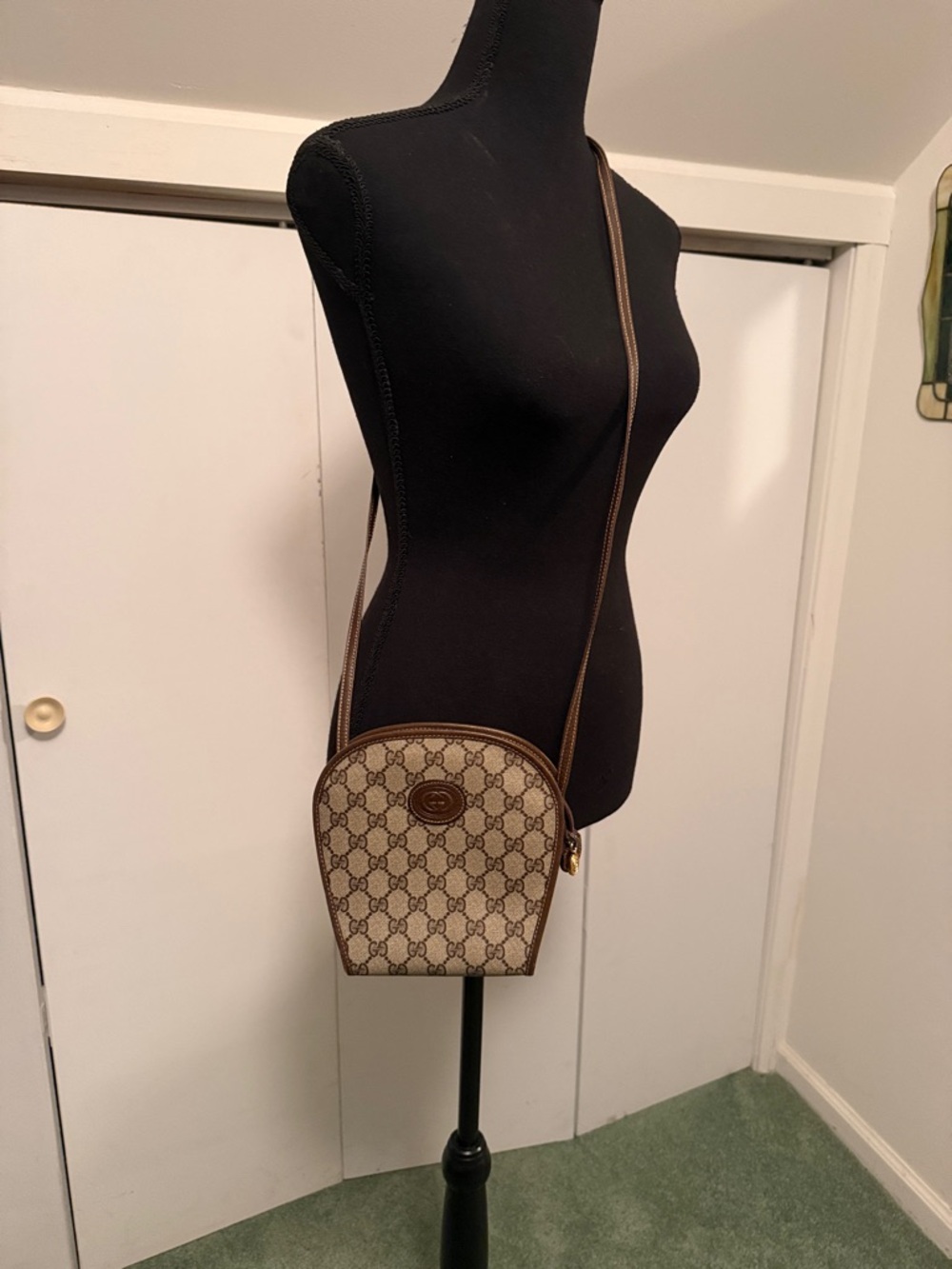 Gucci cross body